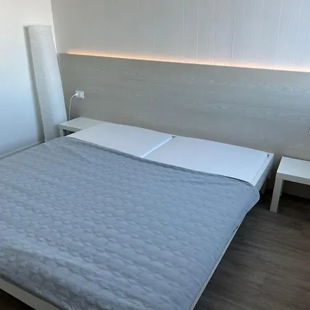 Punta Faro Feriehus *